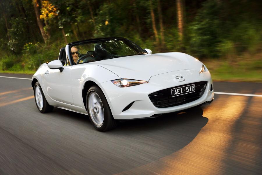  Mazda MX-5 2015 года  (AU) (фото 18 из 30)